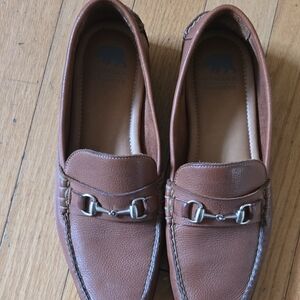 Elegant Tan Leather Slip-On Loafers